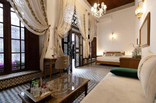 Le Grand Alcazar Suite